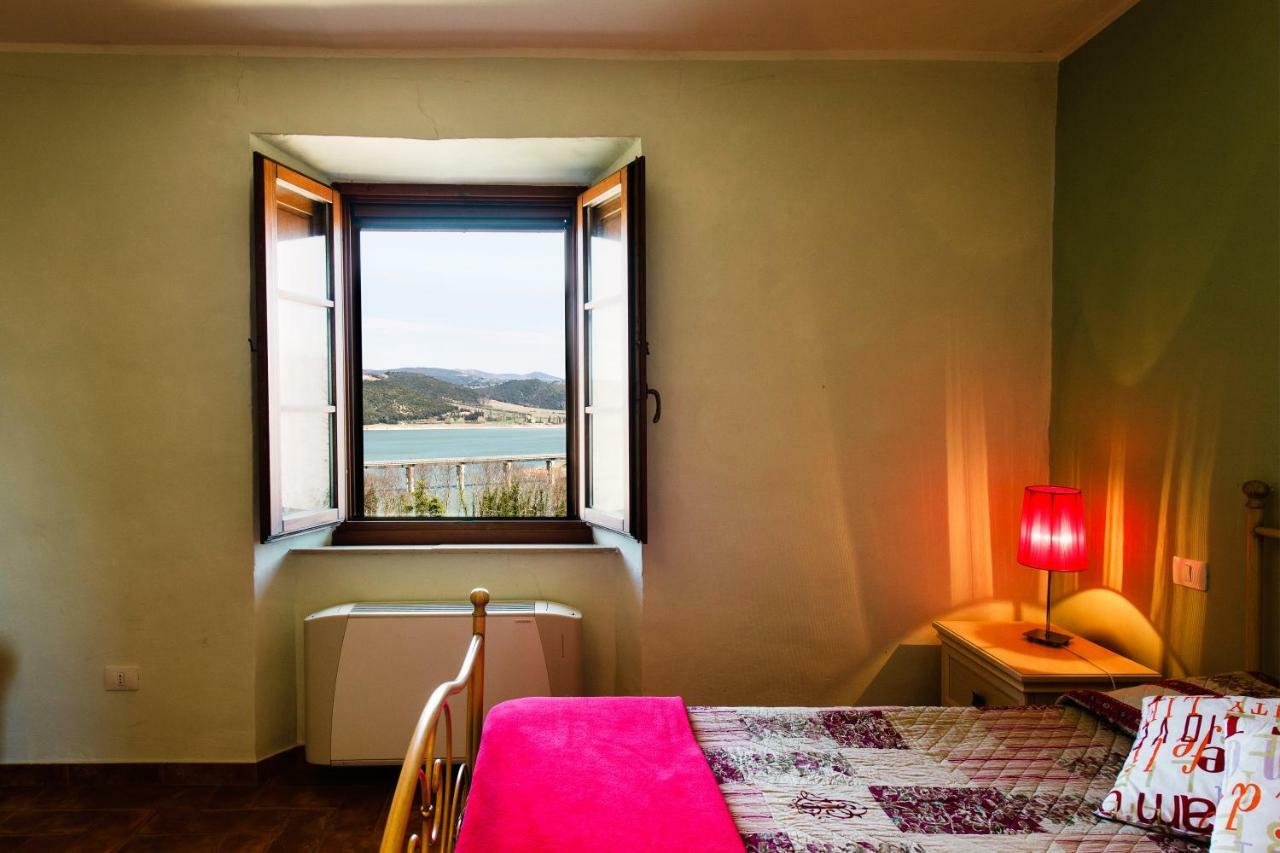 Casale Al Lago Con Piscina E Sauna Corbara  Exterior foto